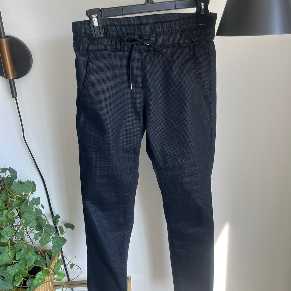 NWOT Bevy Flog Shely pants, black, pull/on, drawstring, size 24.